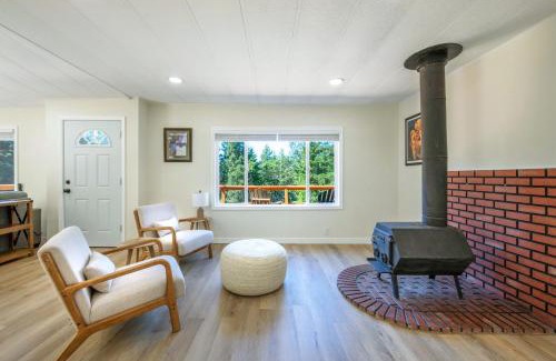 Lyle Casa | Orchard Haven Guest House