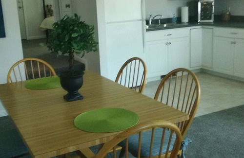 Manitou Beach-Devils Lake Casa | Orchard Lane en Round Lake.