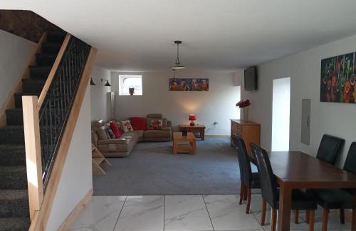 Longnor Casa | orchard meadow holiday barn leek-buxton-Ashbourne