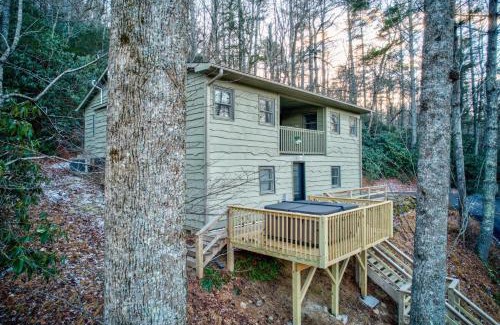 Boone Casa | Orchid Cabin