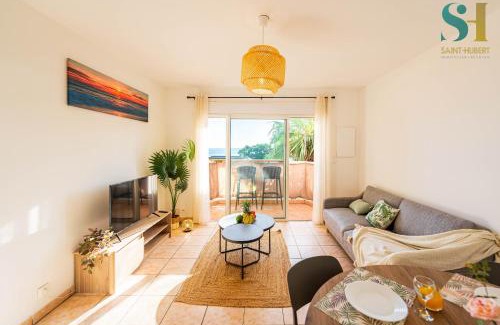 Boucan Canot Apartamento | ORCHIDEA, La Plage de Boucan Canot à vos pieds !