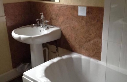 Marybank Hotel | Ord Arms Hotel