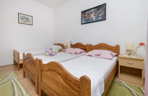 Kolocep Island Apartamento | Oreb Dream Apartments - One Bedroom Apartment with Terrace and Sea View Apartment 1