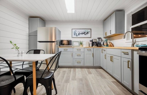 Spenard Condominio | Oregon downstairs · Nice ground level Home Near Airport & Free Parking