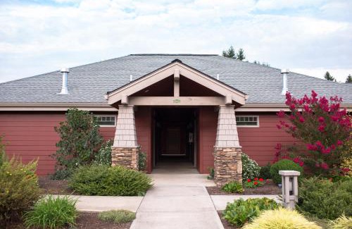 Silverton Cabina | Oregon Garden Resort