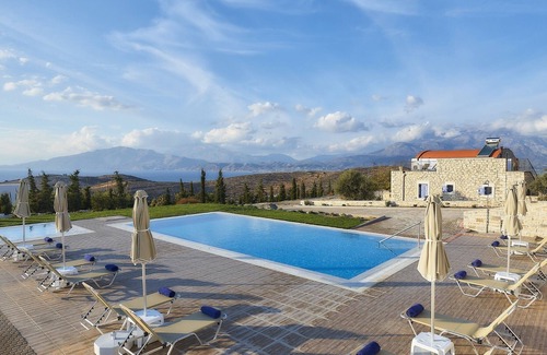 Kamilari Apartamento | Orelia Cretan Deluxe Apartments - Modern & Cosy 2