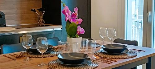 Lissone Apartamento | Orelli House - TriLocal Superior "2 Bedrooms & 2 Bathrooms "