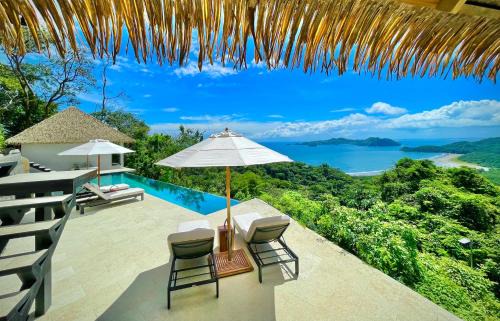 Paquera Casa | Organica Yoga Shelter