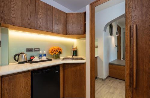 Hoai Duc Hotel | Oriana Hotel & Apartment