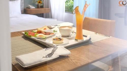 Hoai Duc Cama Y Desayuno | Oriana Hotel by OnHotelRooms