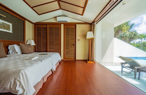 Serakaki Hotel | Oriental Hills Okinawa