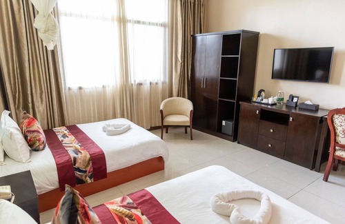 Livingstone Hotel | Oriental Swan Hotel Livingstone