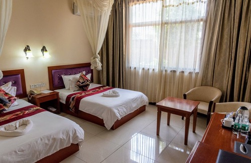 Livingstone Hotel | Oriental Swan Hotel Livingstone