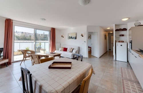 Cran-Gevrier Apartamento | Origami - T3 new & cozy 2 steps from the center of Annecy with WiFi & 🅿️
