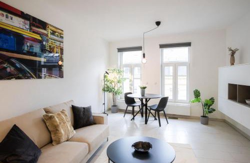 Gare Apartamento | Origer Apartments by Rentaroo