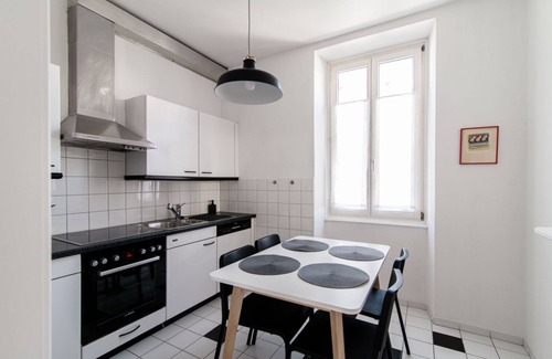 Massagno Apartamento | Apartamento original a pocos minutos de Lugano (Giuka Apartment)