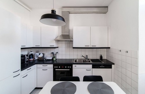 Massagno Apartamento | Apartamento original a pocos minutos de Lugano (Giuka Apartment)