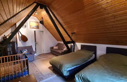 Nideggen Cabina | Original hunting lodge Breidelsley in the Eifel. 8 persons.
