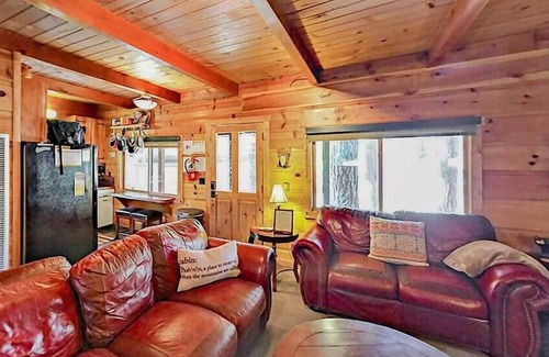 South Lake Tahoe Cabina | Original Tahoe Cabin - With A/C
