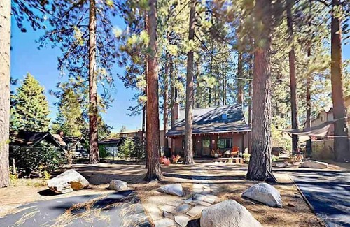 South Lake Tahoe Cabina | Original Tahoe Cabin - With A/C