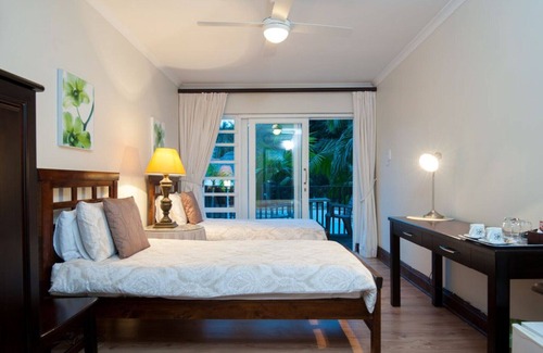 Durban North Cama Y Desayuno | Habitación Oriole en The Brother's Guest, Durban North