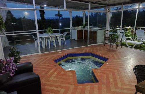 Totoro Cabina | Orion Luxury Lodge