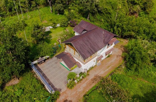 Vythiri Villa | Vythiri River View Villa