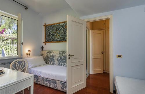 Santa Margherita Ligure Apartamento | Orizzonte Blu with Terrace by Wonderful Italy