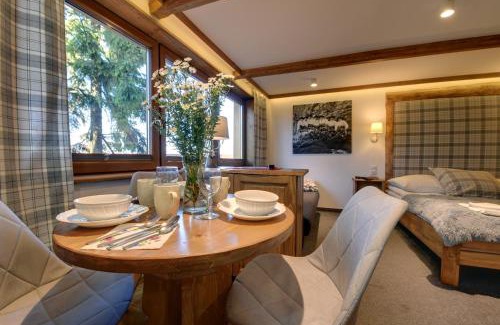 Bukowina Tatrzanska Casa | Orla Village Bukowina - góralska willa w doskonałej lokalizacji -10min pieszo do term Bukovina