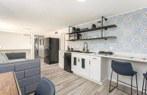 Pine Hills Casa | 1BR Comfort Stay Pet-Friendly & Wi-Fi Ready