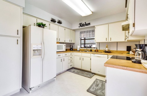 Ventura Casa | Orlando Vacation Rental w/ Yard & Pool Access