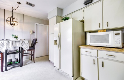 Ventura Casa | Orlando Vacation Rental w/ Yard & Pool Access
