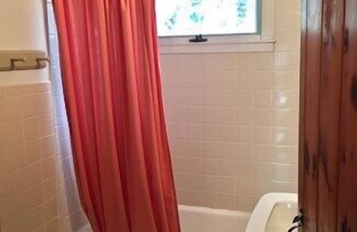 Orleans Cabaña | Orleans Cottage with Water Views