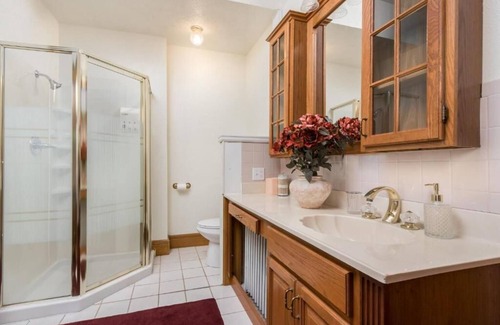 Pueblo Casa | Orman Mansion - Pueblo's Most Luxurious Stay