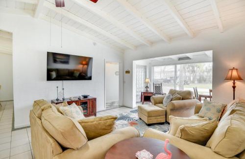 Ormond Beach Manors Casa | Ormond Beach Vacation Rental - Walk to Ocean!