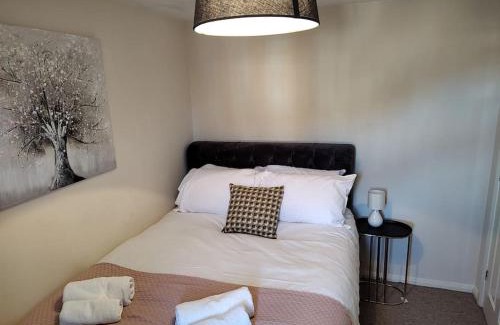 Grantham Casa | Ormonde Close 3 bed contractor family home Grantham