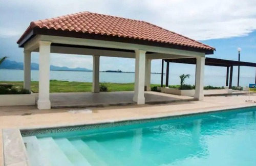 Portmore Apartamento | Ornella Villa - 2-Br Apartment - Pool - Parking