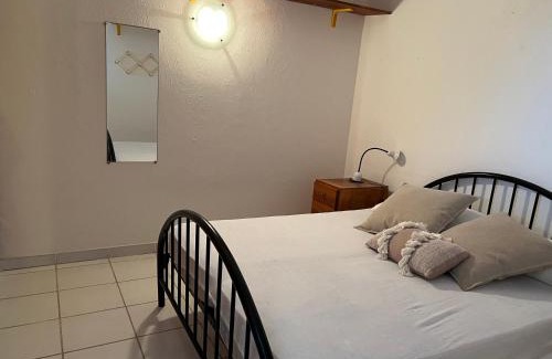 Favone Apartamento | Oro 60