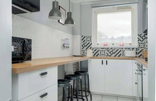 Nowe Miasto Apartamento | Os. Rusa 22 | Family Apartment | Balcony