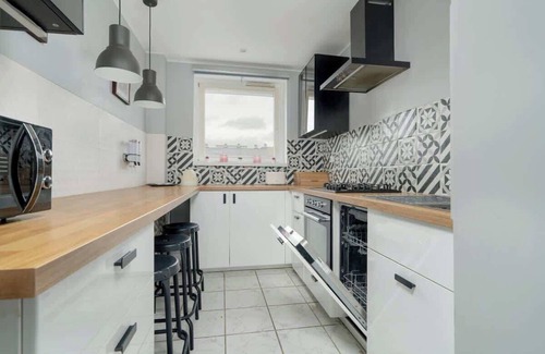 Nowe Miasto Apartamento | Os. Rusa 22 | Family Apartment | Balcony
