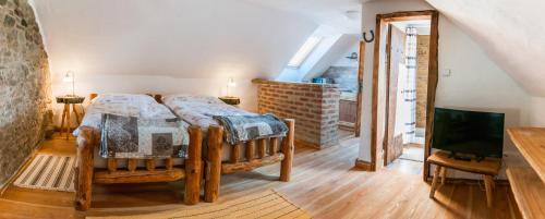 Hnanice Casa | Osada Havranů