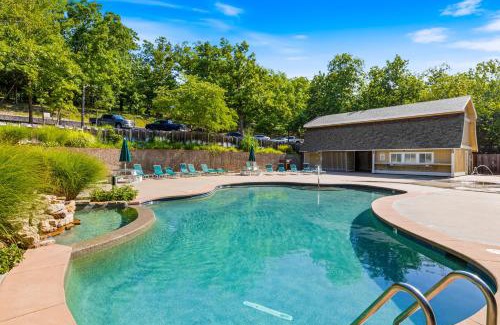 Osage Beach Casa | Osage Oasis
