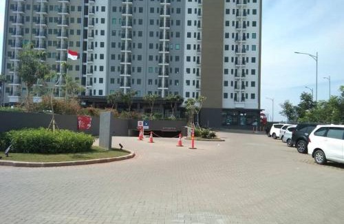 Java Apartamento | Osaka Riverview Apartment PIK2 dengan kolam renang, gym dan wifi.