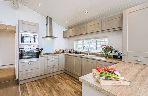 Ryde Chalet De Esquí | Osborne Premier Lodge