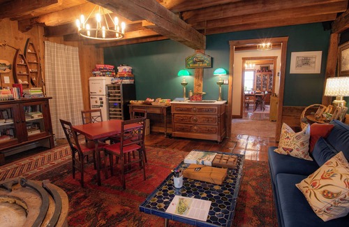 Raphine Casa | Osceola Mill is a boutique inn located in the Shenandoah Valley 20 minutes from Lexington and Staunton.