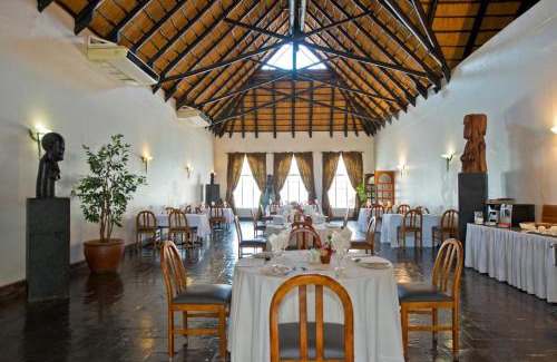Oshakati Cabina | Oshakati Country Lodge