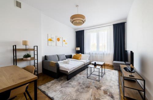 Stare Miasto District Apartamento | Osiedle Przyjaźni Deluxe Apartment by BookingHost