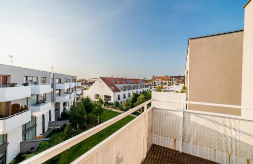 Suchy Las Apartamento | Osiedle Szafirowe Chic Apartment by BookingHost