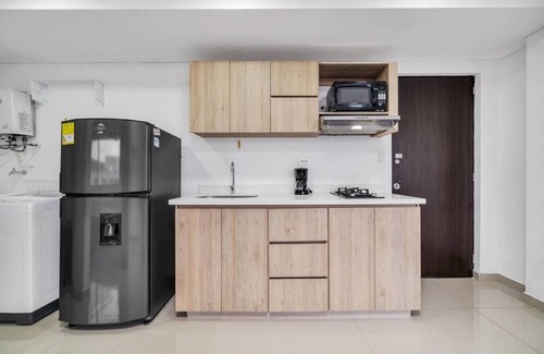 El Tesoro Apartamento | Oslo 2411 · New 24th floor Apt - city view