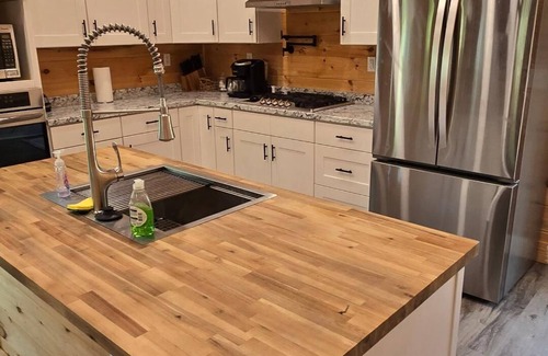 Dauphin Island Casa | Osprey's Nest - Cozy 3-bedroom house - Dog Friendly - 3 Night Min.